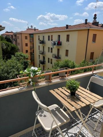 מודנה Puccini Apartment מראה חיצוני תמונה